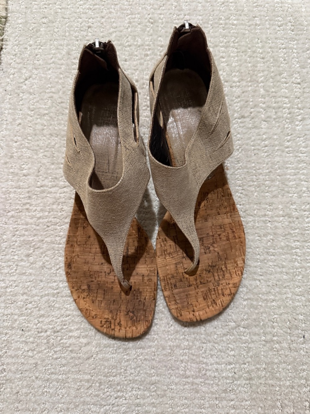 Donald J Pliner Women's Gold Cork Thong Sandals